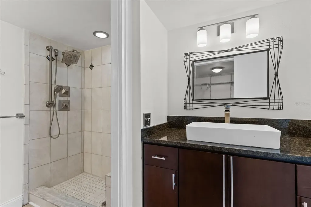 201 W Laurel Street Tampa FL 33602