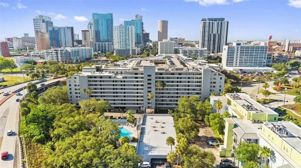 201 W Laurel Street Tampa FL 33602