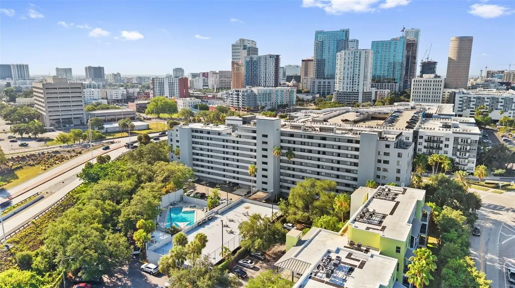 201 W Laurel Street Tampa FL 33602