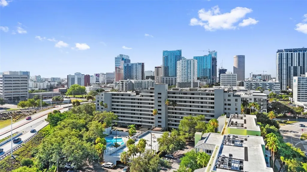 201 W Laurel Street Tampa FL 33602