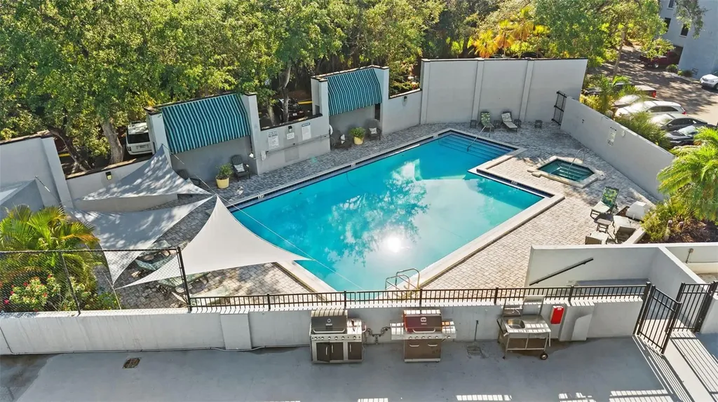 201 W Laurel Street Tampa FL 33602