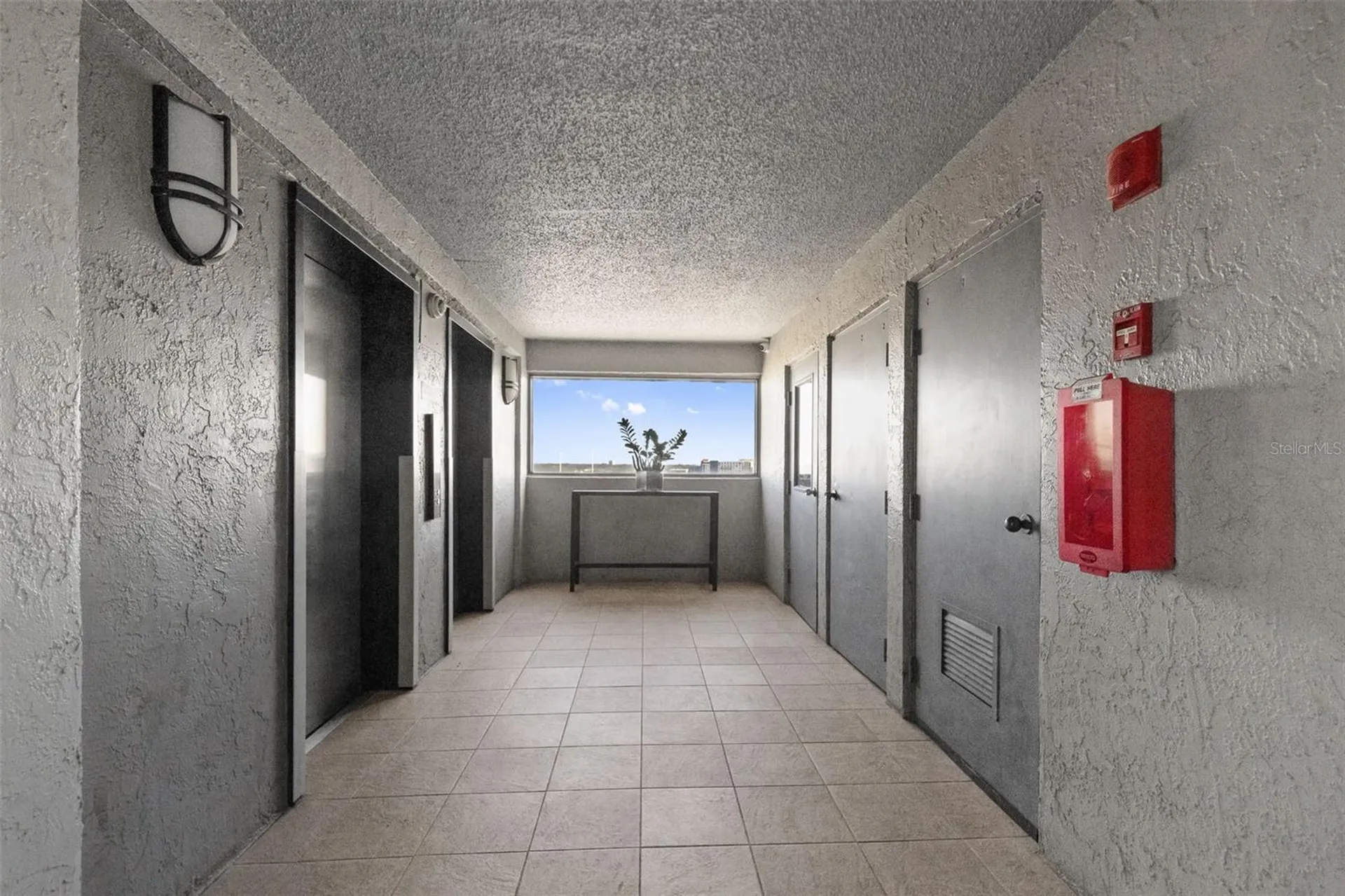 201 W Laurel Street Tampa FL 33602