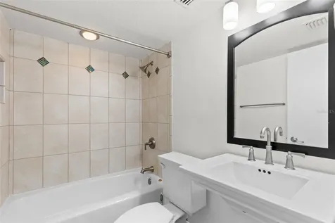 201 W Laurel Street Tampa FL 33602