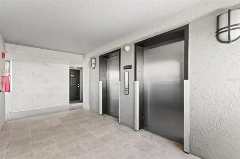 201 W Laurel Street Tampa FL 33602