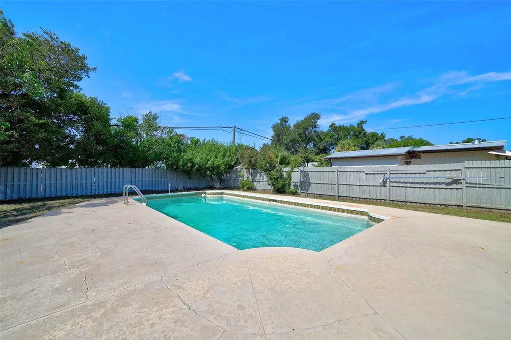10760 62nd Avenue Seminole FL 33772