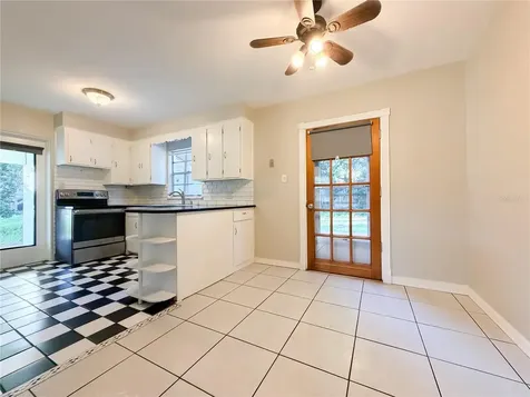 450 E Warren Avenue Longwood FL 32750
