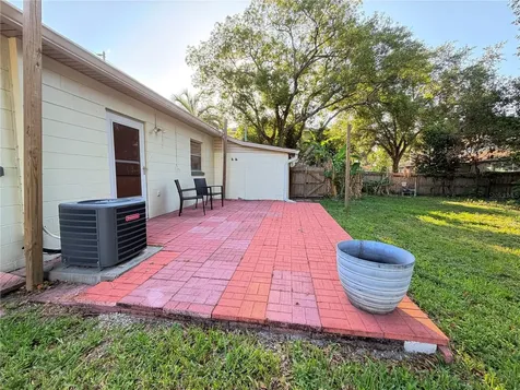 450 E Warren Avenue Longwood FL 32750