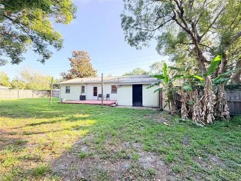 450 E Warren Avenue Longwood FL 32750