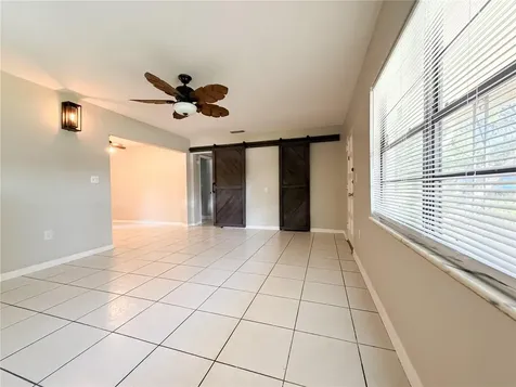 450 E Warren Avenue Longwood FL 32750