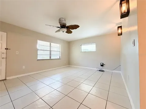 450 E Warren Avenue Longwood FL 32750