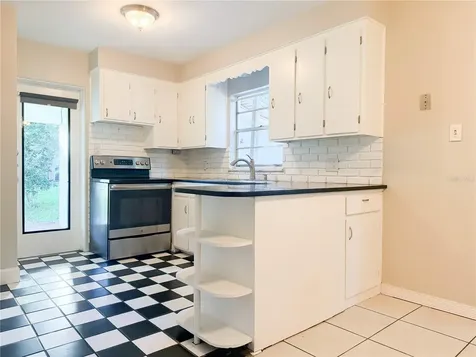 450 E Warren Avenue Longwood FL 32750