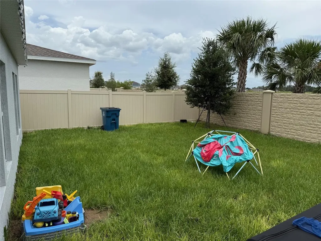 2330 Burney Falls Lane Davenport FL 33837