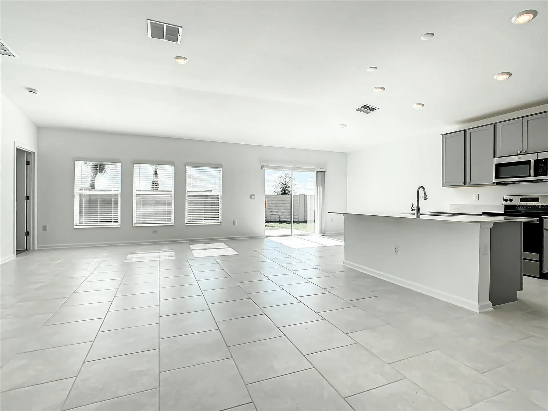 2330 Burney Falls Lane Davenport FL 33837