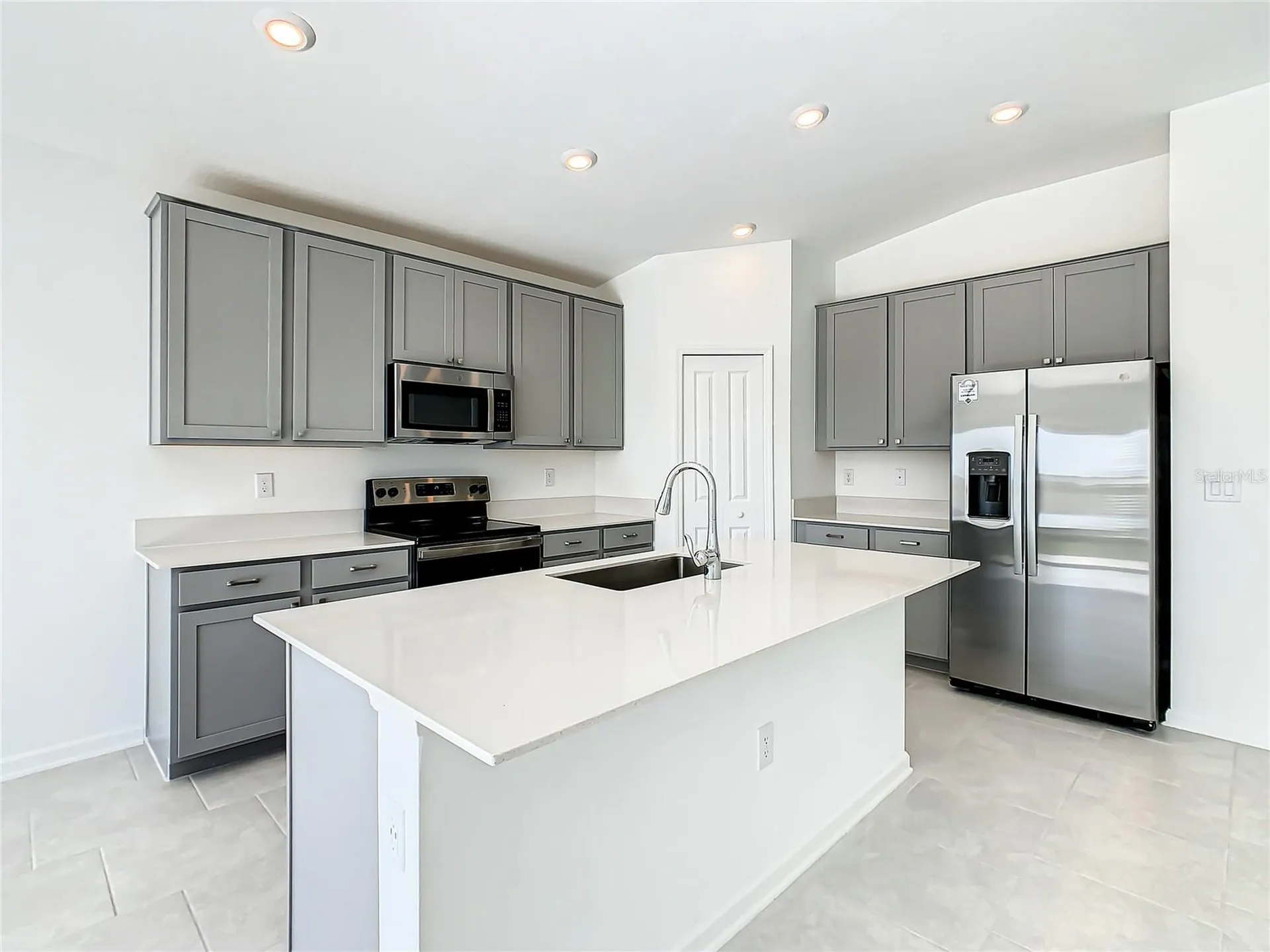 2330 Burney Falls Lane Davenport FL 33837