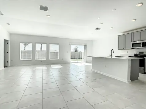 2330 Burney Falls Lane Davenport FL 33837