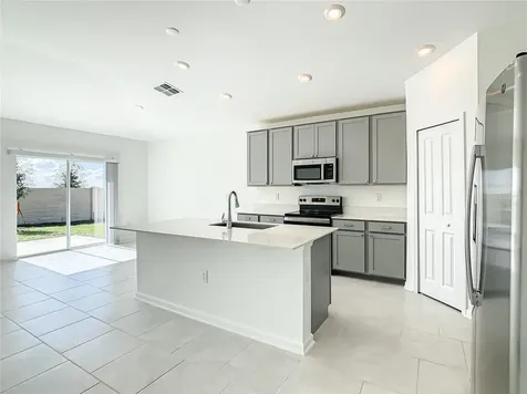 2330 Burney Falls Lane Davenport FL 33837