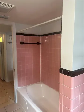 551 E 9th Avenue Mount Dora FL 32757