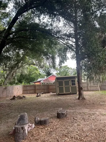 551 E 9th Avenue Mount Dora FL 32757