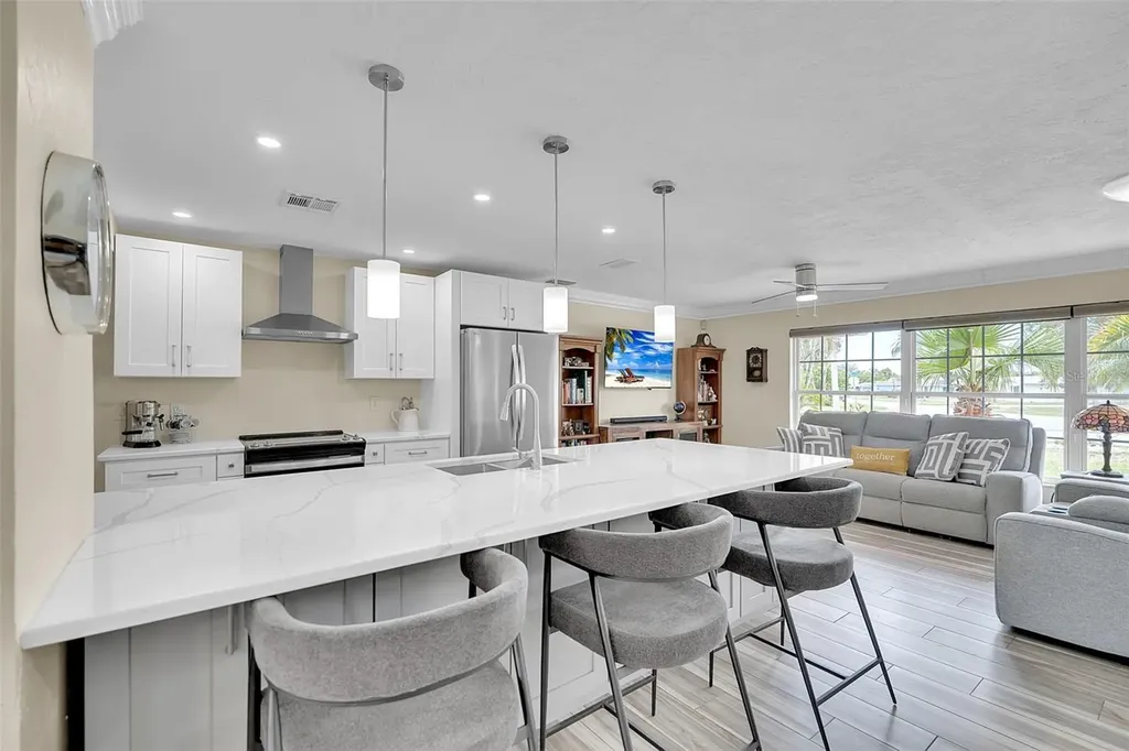 332 Shore Drive Ellenton FL 34222
