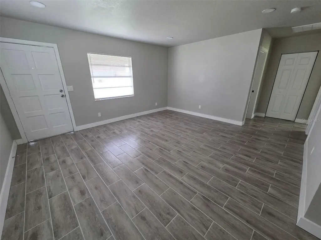 38300 Henry Drive Zephyrhills FL 33542