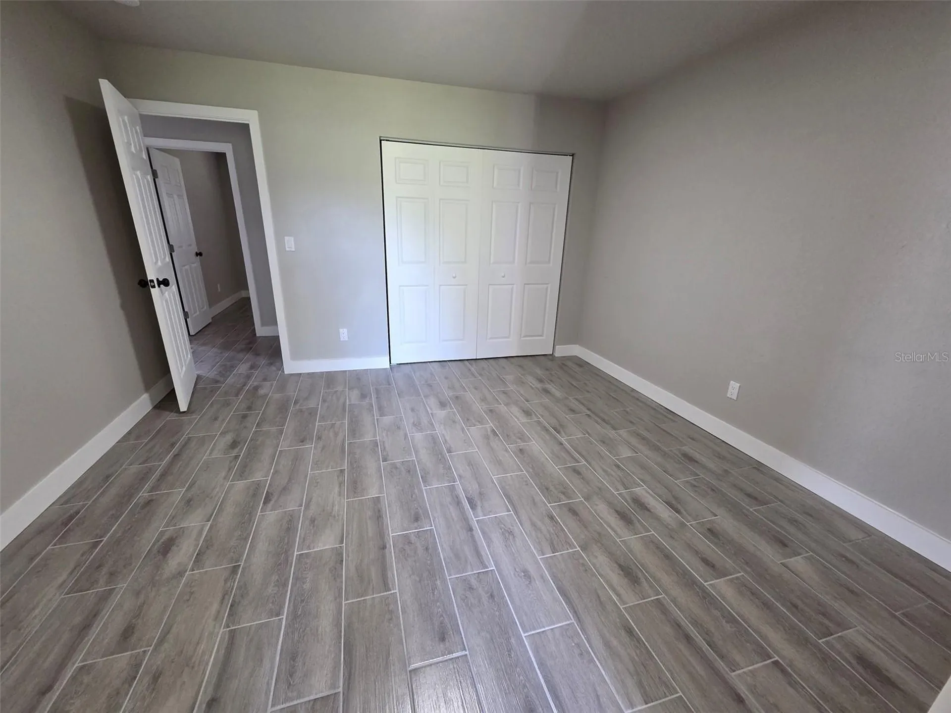 38300 Henry Drive Zephyrhills FL 33542