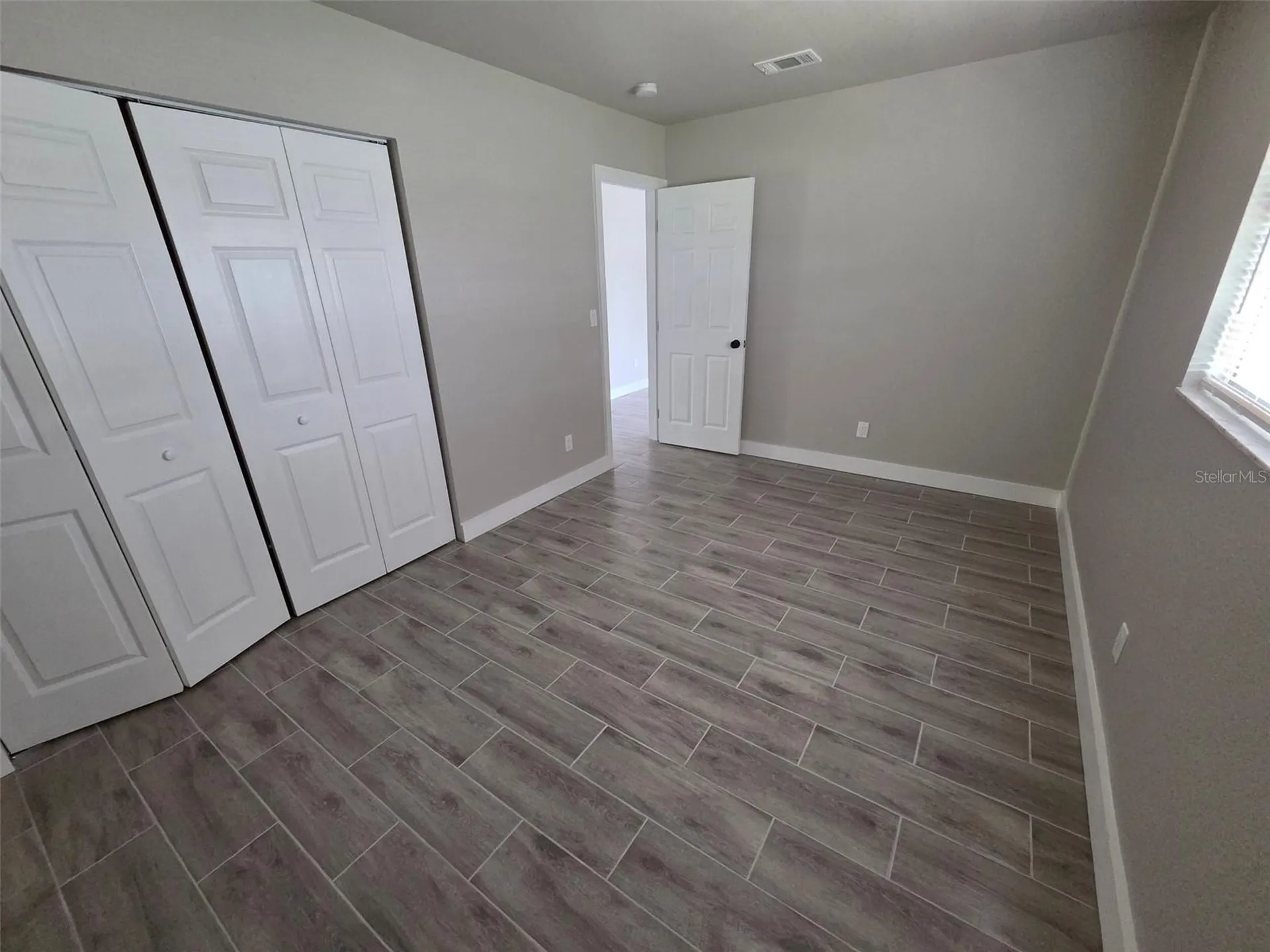 38300 Henry Drive Zephyrhills FL 33542