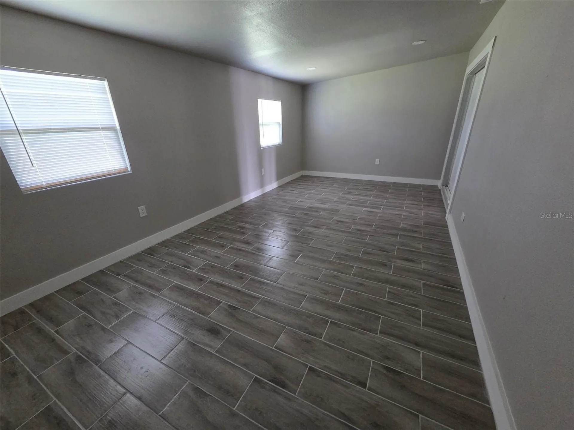 38300 Henry Drive Zephyrhills FL 33542