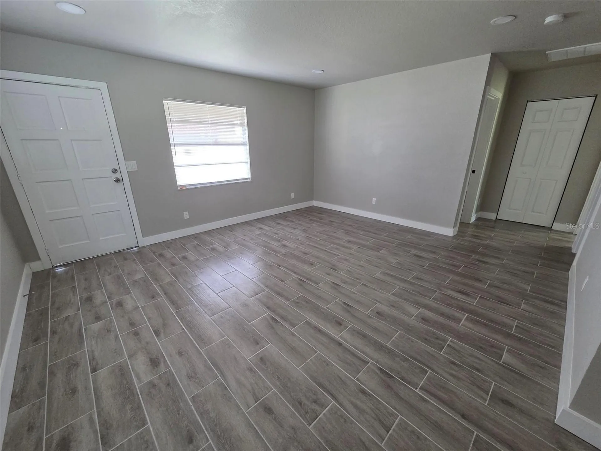 38300 Henry Drive Zephyrhills FL 33542