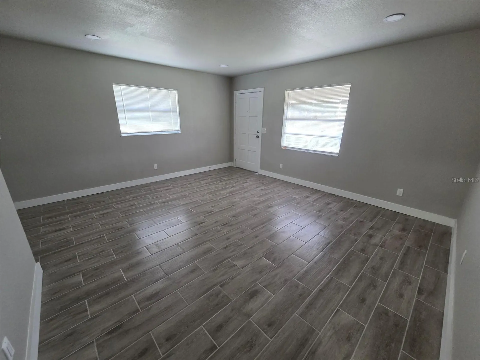 38300 Henry Drive Zephyrhills FL 33542