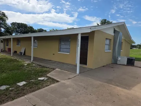 38300 Henry Drive Zephyrhills FL 33542