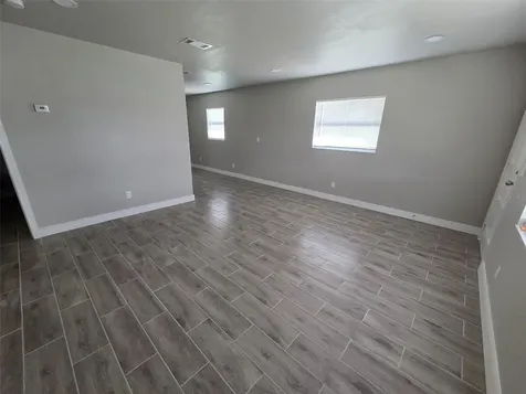 38300 Henry Drive Zephyrhills FL 33542