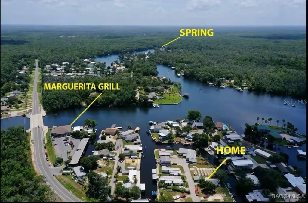 10270 W Grotto Court Homosassa FL 34448
