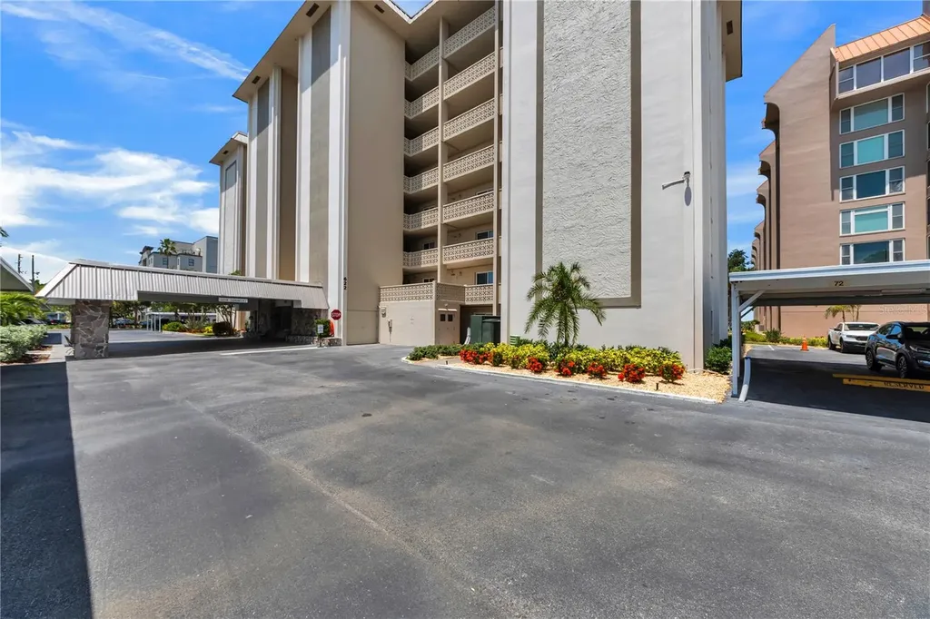 622 Edgewater Drive Dunedin FL 34698