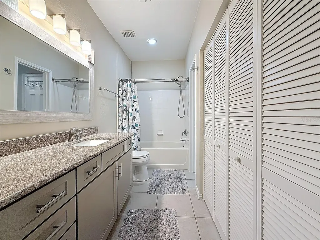 4323 Bayside Village Drive Tampa FL 33615