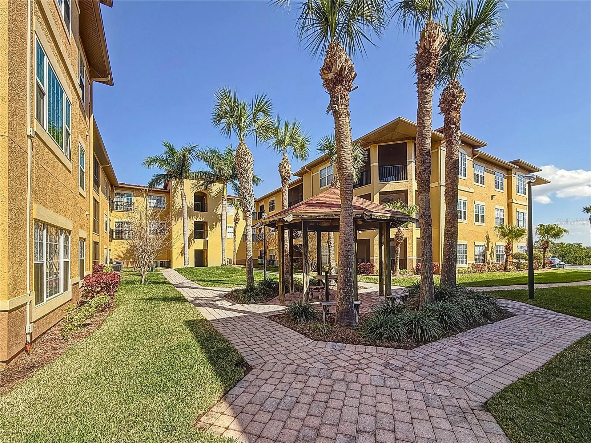 4323 Bayside Village Drive Tampa FL 33615