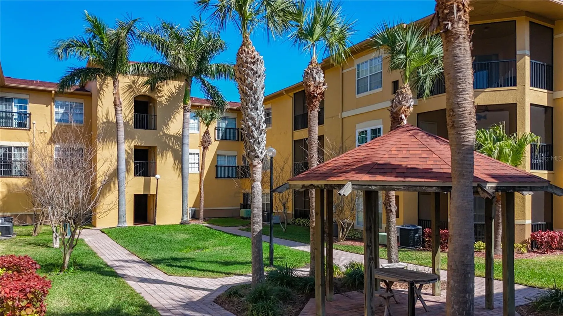 4323 Bayside Village Drive Tampa FL 33615