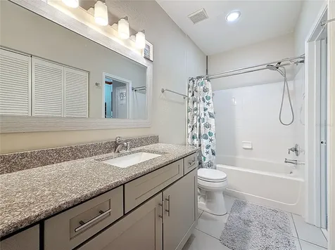 4323 Bayside Village Drive Tampa FL 33615