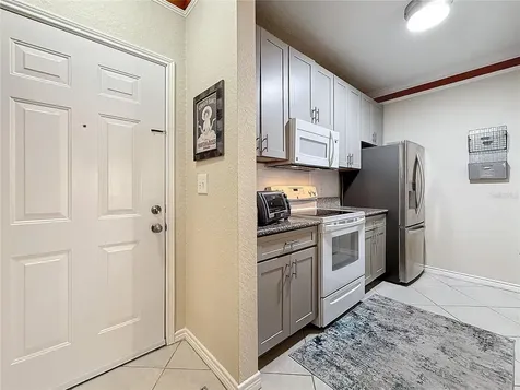 4323 Bayside Village Drive Tampa FL 33615