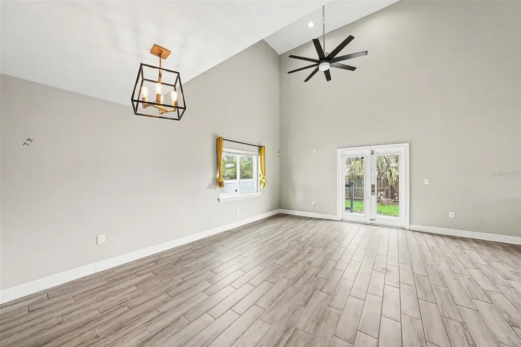 2619 W St Conrad Tampa FL 33607