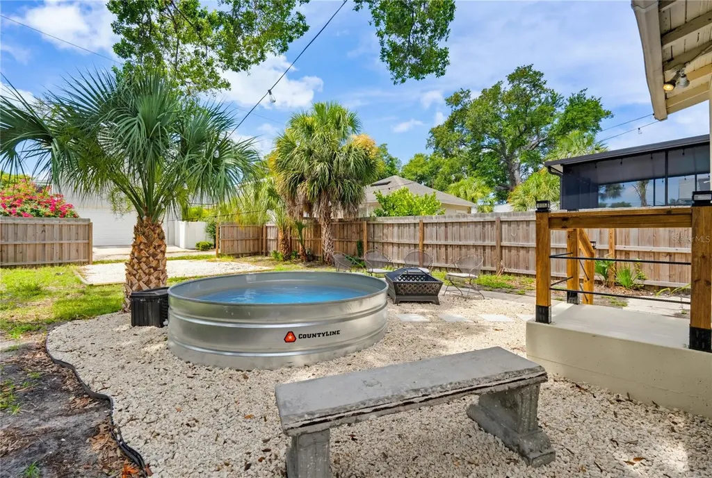 2418 2nd Avenue S St Petersburg FL 33712