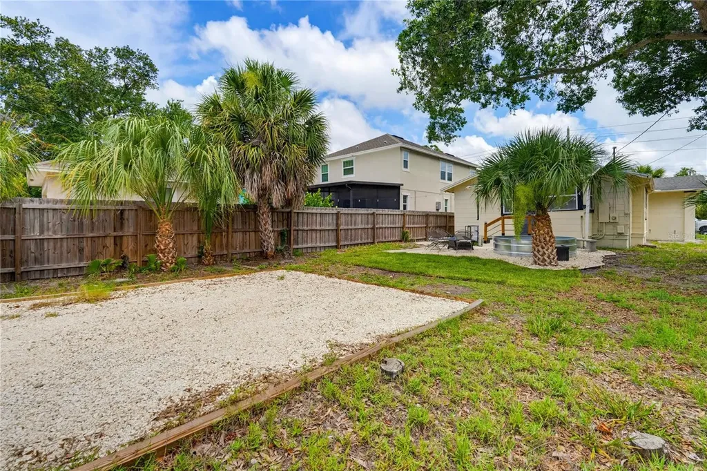 2418 2nd Avenue S St Petersburg FL 33712