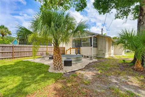 2418 2nd Avenue S St Petersburg FL 33712