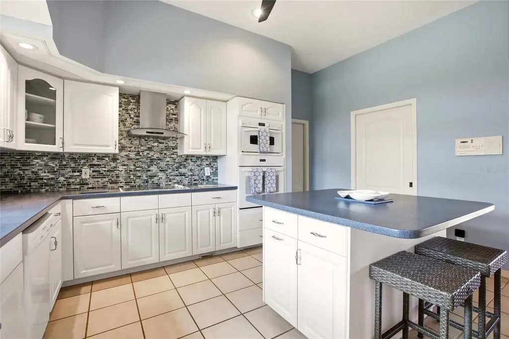 7100 San Casa Drive Englewood FL 34224
