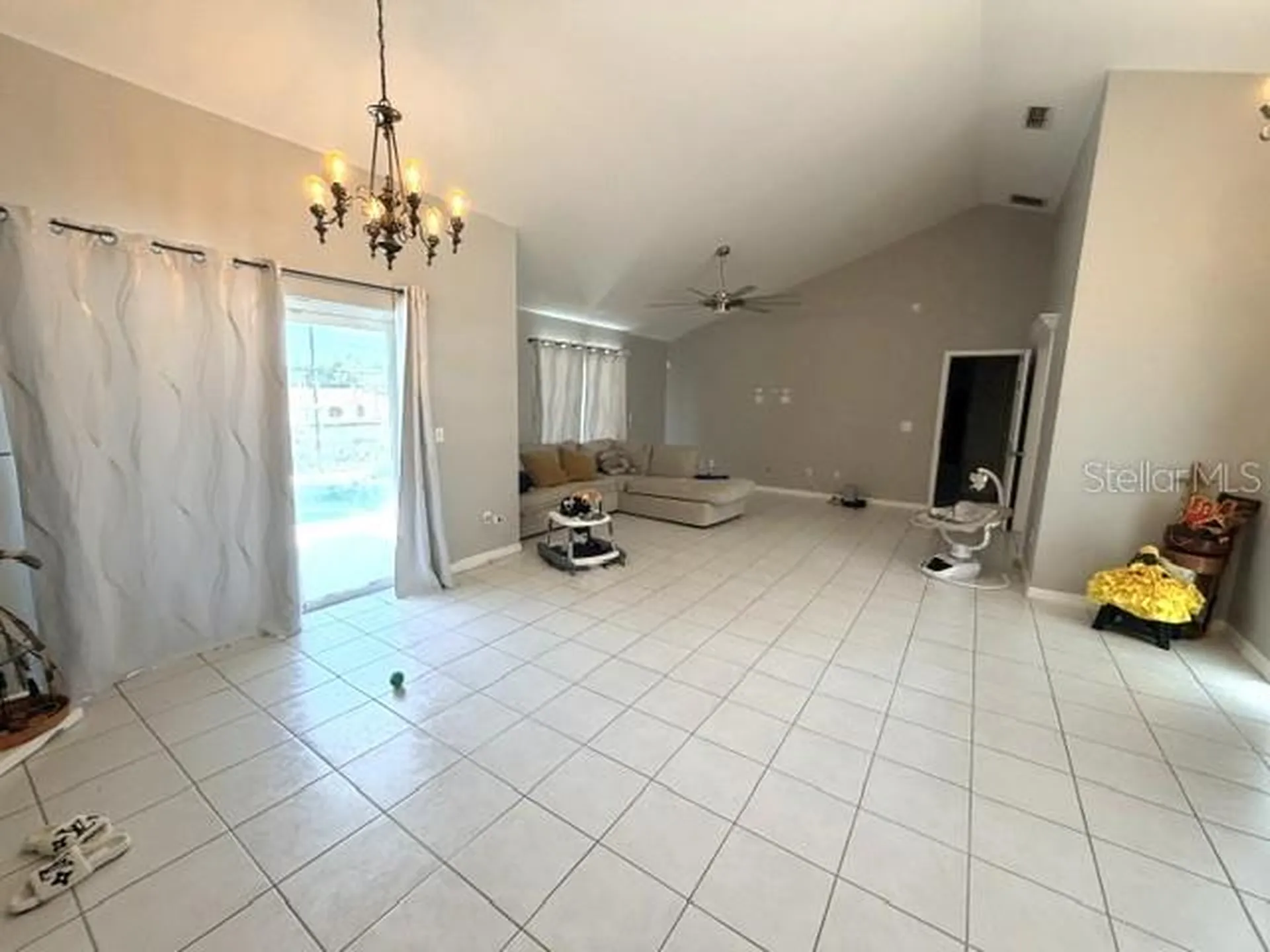 1677 Sackett Circle Orlando FL 32818