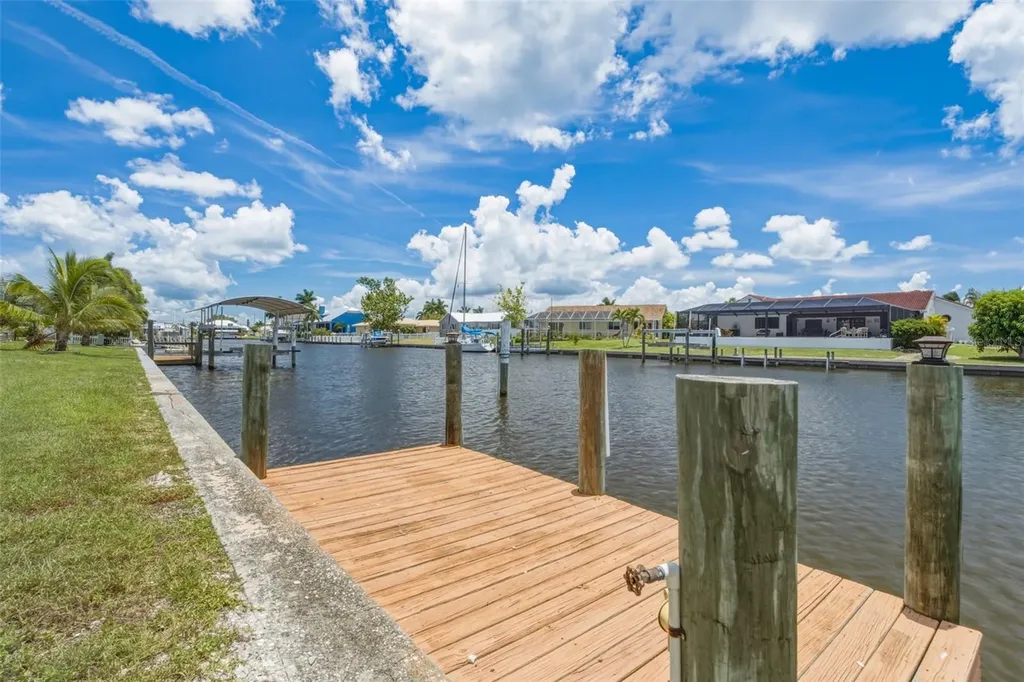 235 Tait Terrace SE Port Charlotte FL 33952