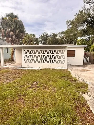 209 W Emily Street Tampa FL 33603
