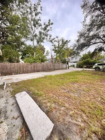 209 W Emily Street Tampa FL 33603
