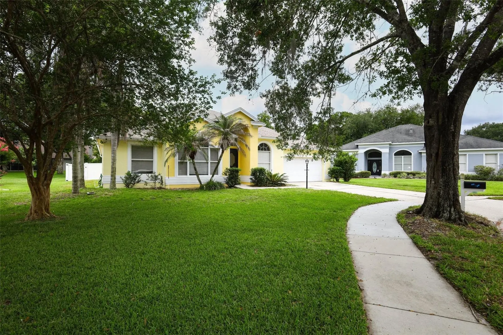 877 Kensington Gardens Court Oviedo FL 32765