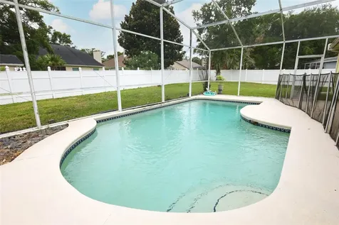 877 Kensington Gardens Court Oviedo FL 32765