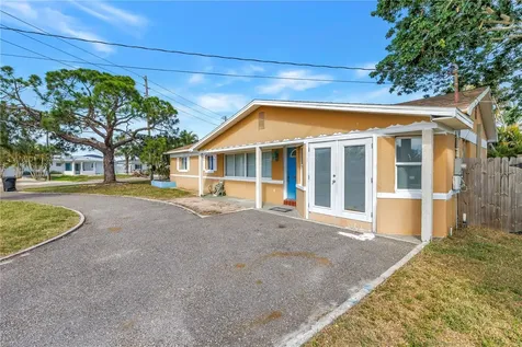 7901 Causeway Boulevard S St Petersburg FL 33707
